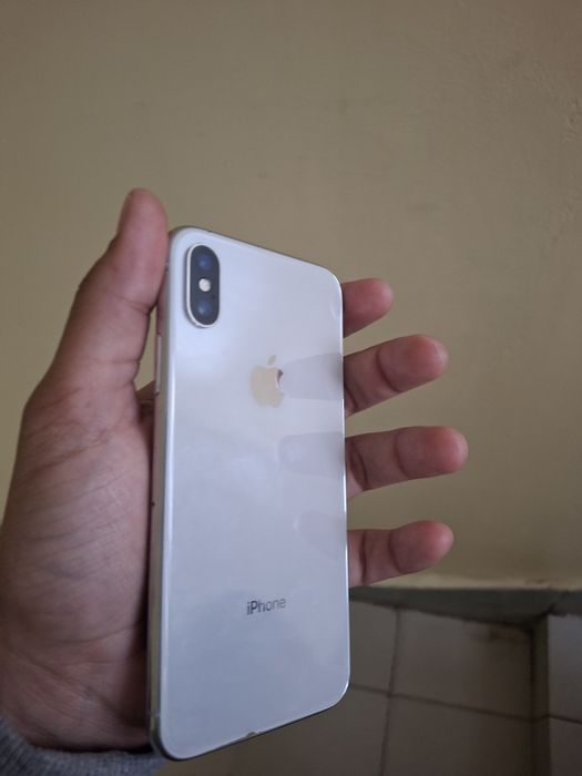 Iphone X, 64gb, +airpods 2