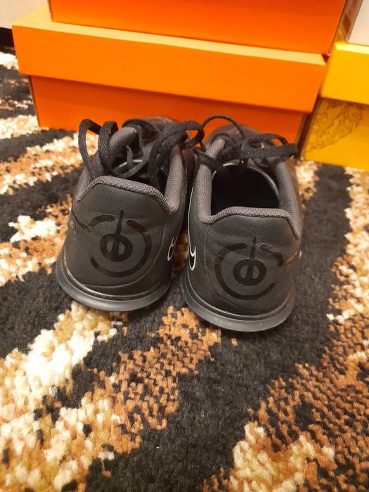 Vând adidași fotbal, nike JR. TIEMPO LEGEND 9 Club, mărimea 35 (22 cm)