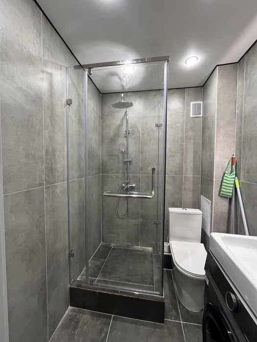 Душевые кабины зеркала лофт перегоротки