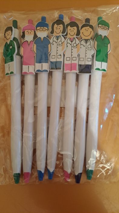 Ручки для письма.