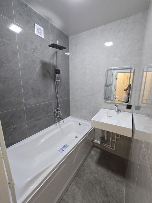 Феруза Евро Ремонт Продается квартира 2в3/3/4 балкон 1.5х3