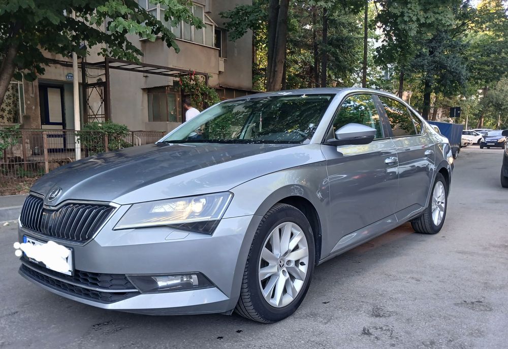 Skoda Superb . 3