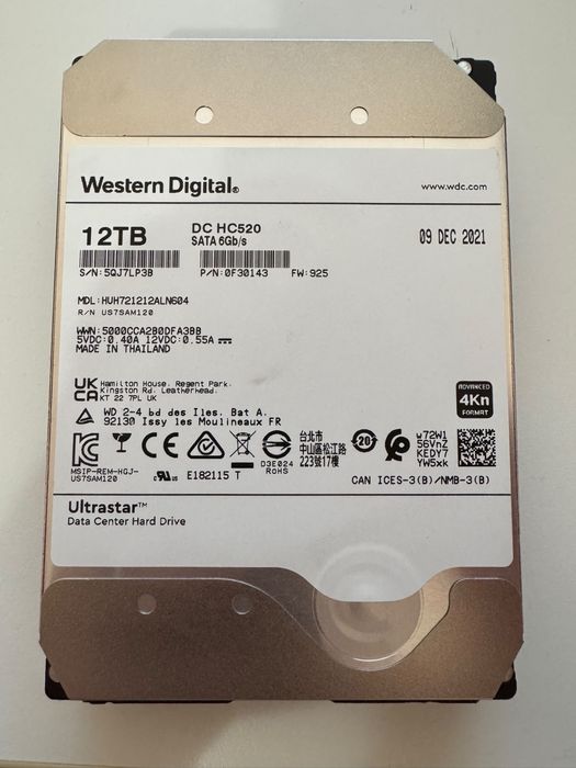 Vând HDD Western Digital Ultrastar DC HC520 – 12TB – SATA 3.5” – Data Center
