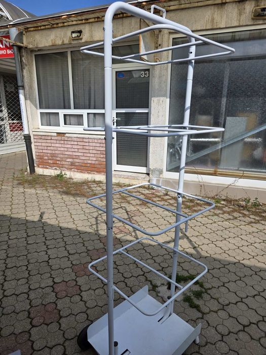 Стелаж за пантофи