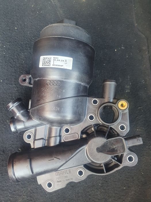 Termostat cu carcasa Filtru Ulei Motor, Audi-VW.A6, A7, A8, Q5, Q7,