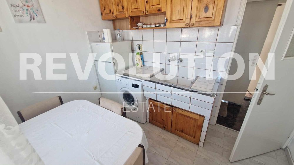 Тристаен апартамент в района на Лятно кино Тракия!