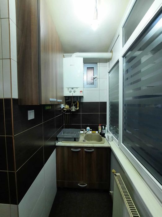 Inchiriez apartament 3 camere - et.3 - Mihai Viteazu - View 6