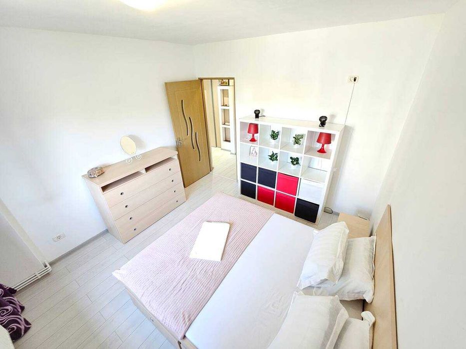 Apartament modern, cu centrala proprie si loc de parcare