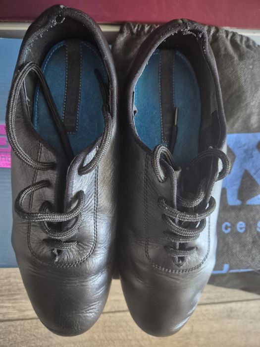 Обувки за спортни танци