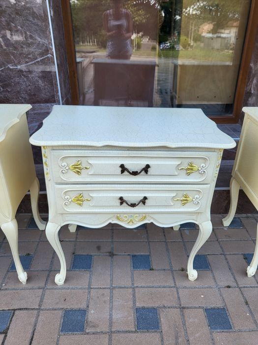 Красиваи шкафчета 036