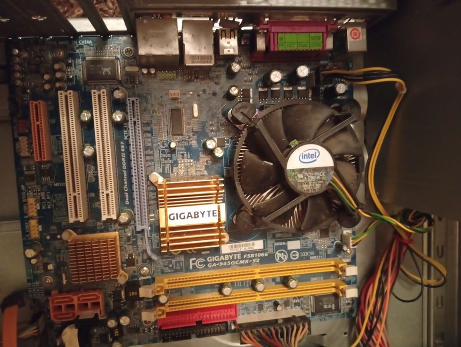 Компьютер только системный блок