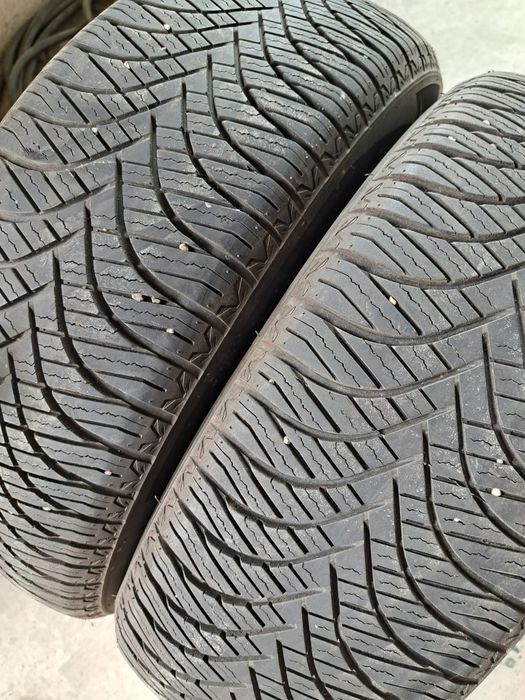 2 anvelope Allseasons 215 65 r16 Goodride