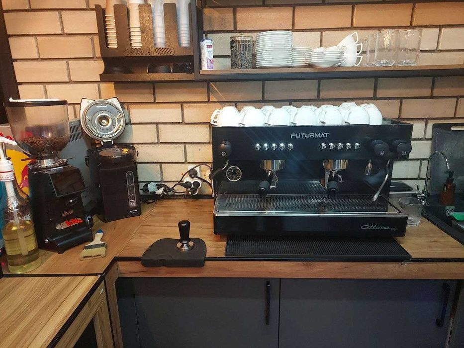 СДАЕТСЯ Готовый Бизнес ФастФуд или Кофейня с Террасой ТРЦ Парус