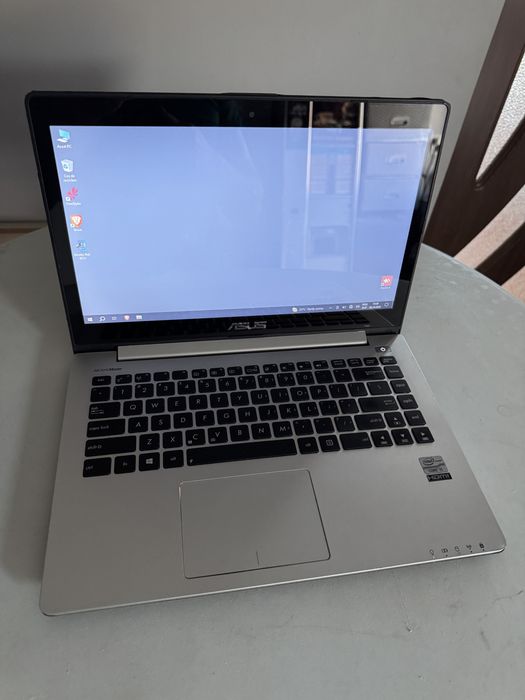 Laptop  ASUS VivoBook S400C – Ecran Touchscreen