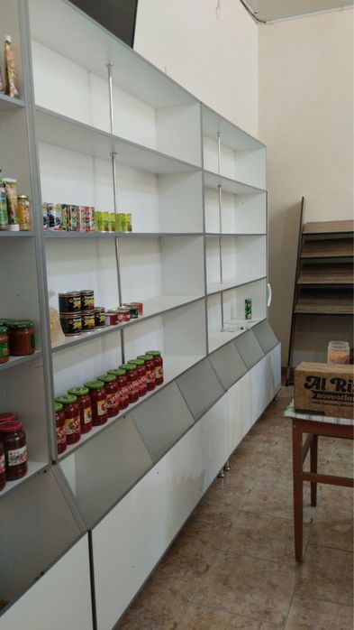 Мебель для магазина