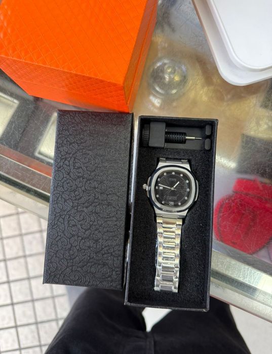 Часы наручные мужские