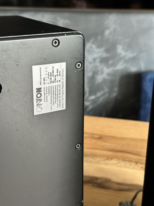 Boxe Bookshelf Canton LE350, negru mat/aluminiu, impecabile