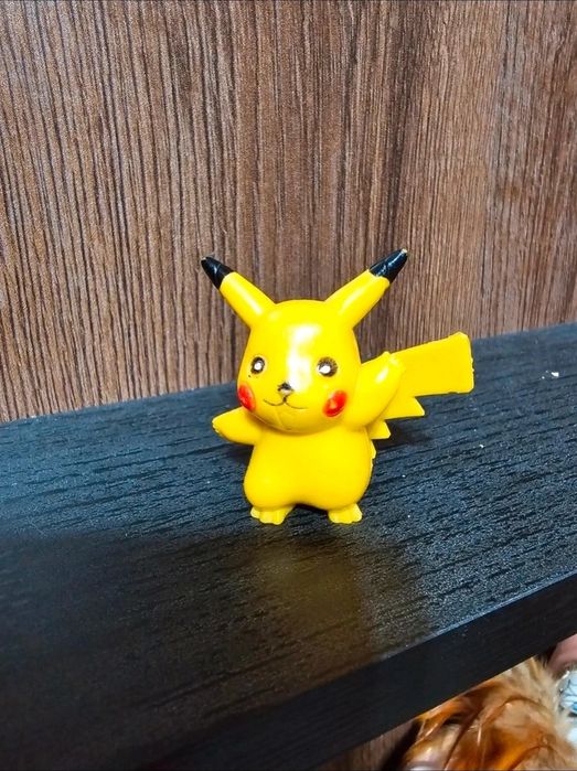 Pokemon, pikachu tomy. Vintage.