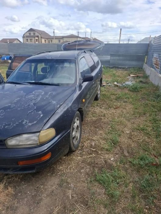Машина Toyota 10 продается