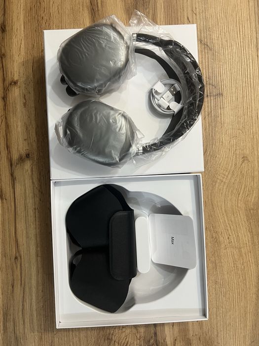 Airpods max UA ( Livrare cu verificare ! ) DOAR ALB MAI AM