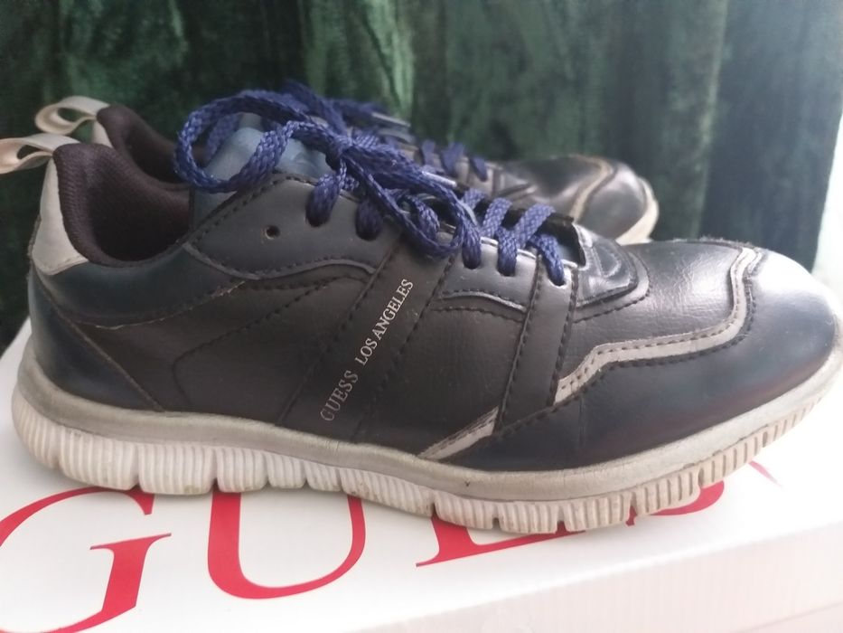 Guess детски обувки 33, 34номер, 21,5см., 22см.