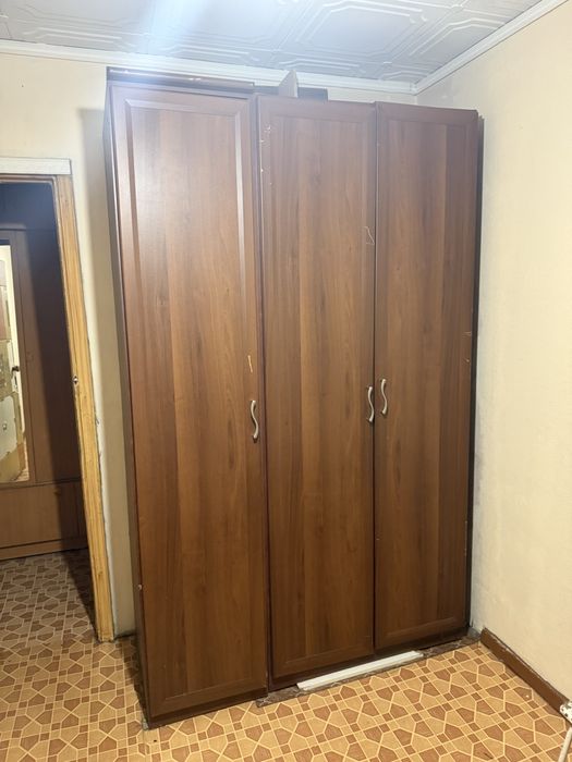 Шкаф отдам бесплатно