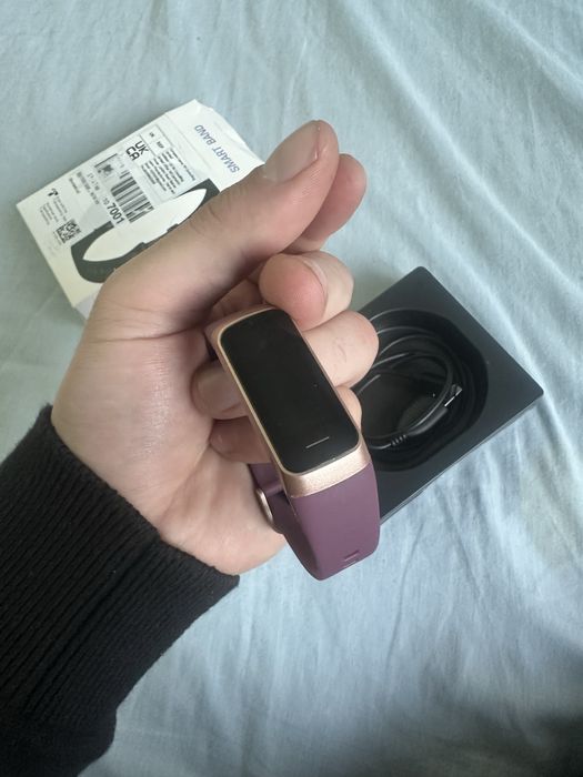 Смарт гривна. / Smart band