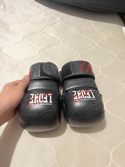 крабы фирма Leone для ММА, ориги бирки на месте