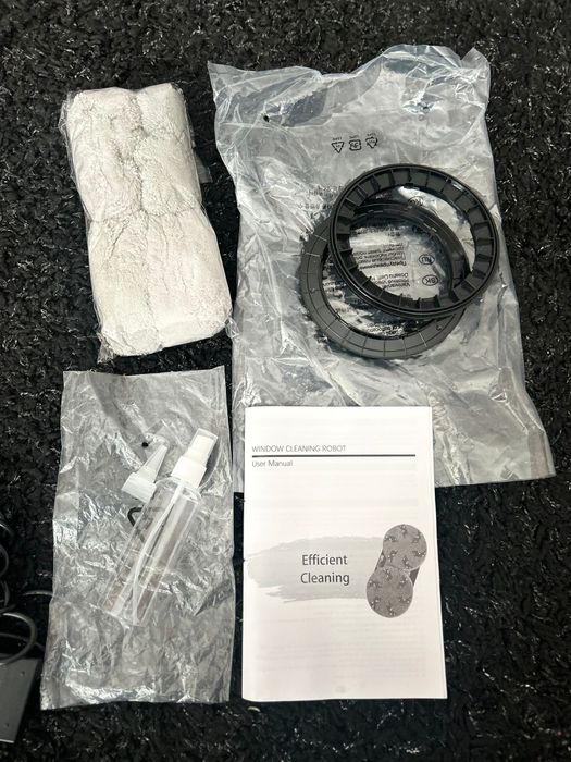 Robot spălat geamuri