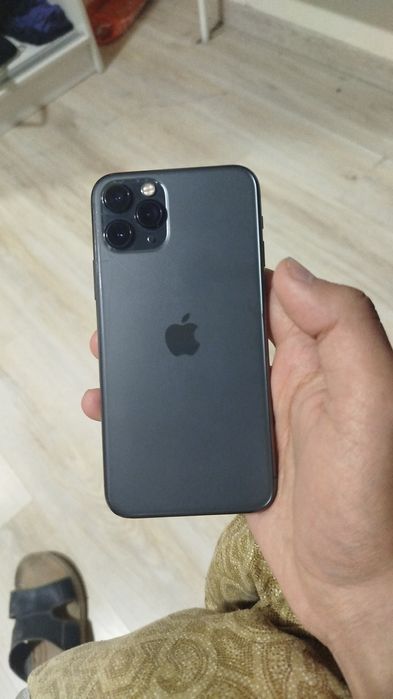 Iphone 11 pro narxi 1.700