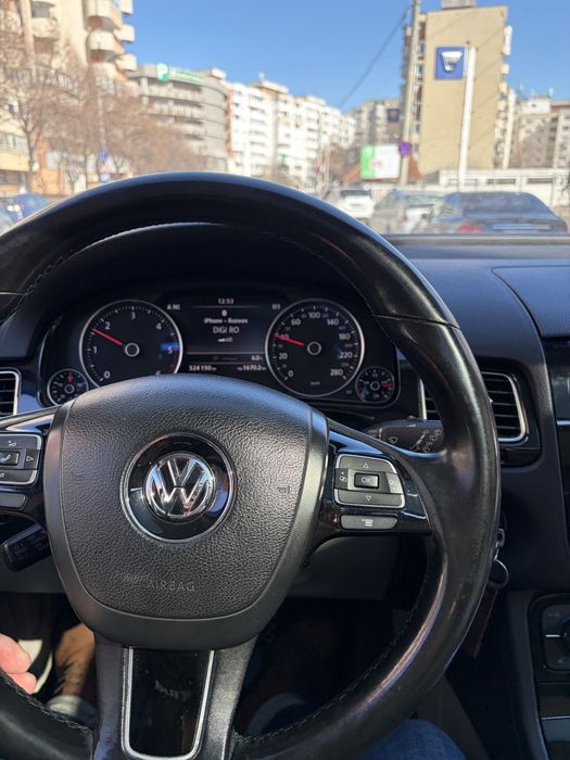 VOLKSWAGEN Touareg 2012 — imagine 3