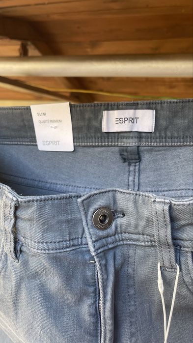 Blugi Esprit slim, marimea 33/32