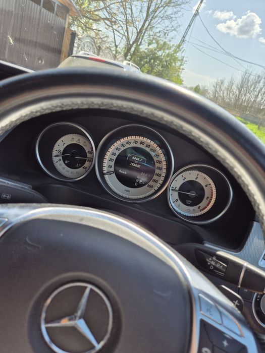 Vând Mercedes e class w212 AMG