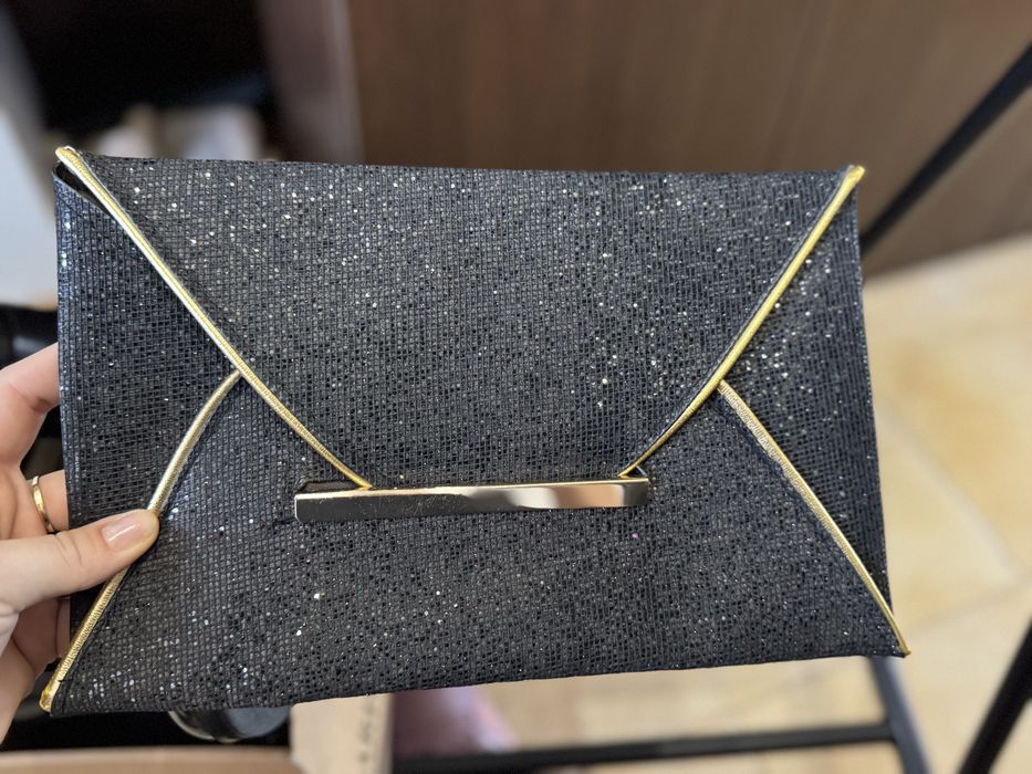 Шапки , шалове , чанти