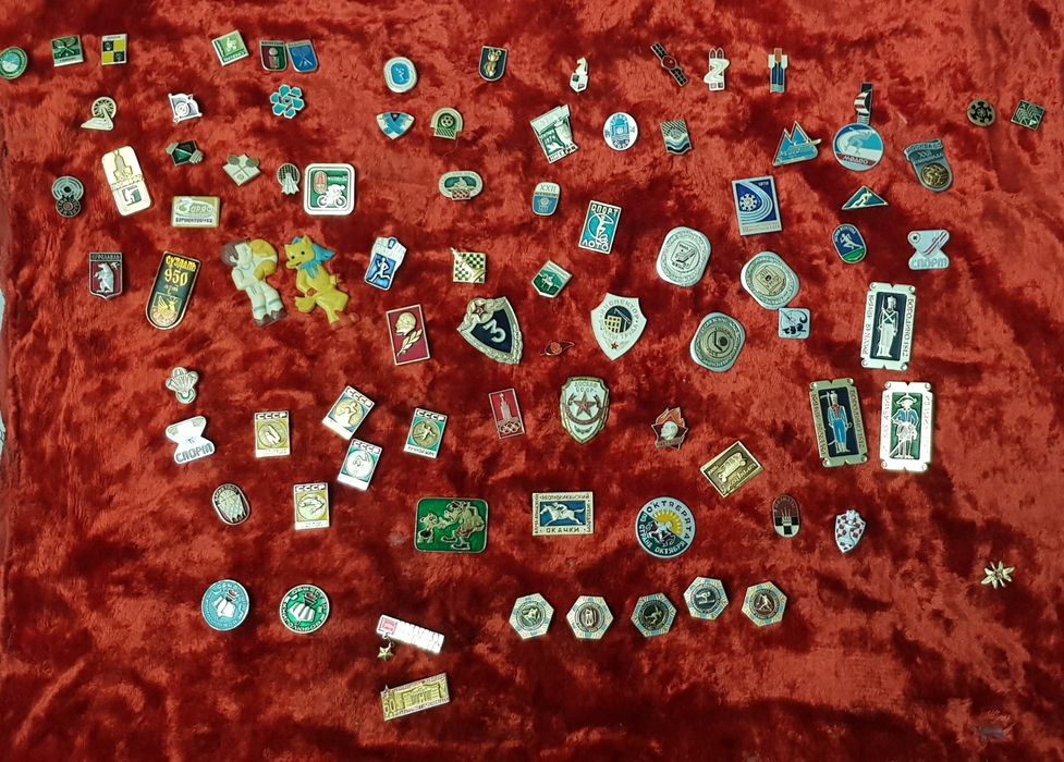 Продам значки СССР