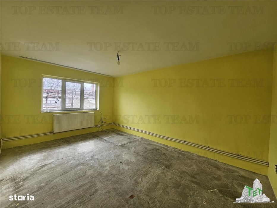 Casa 4 camere plus anexe zona gara Medgidia, Constanta