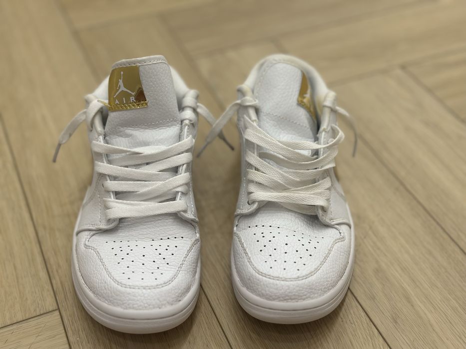 Nike air jordan 1 low