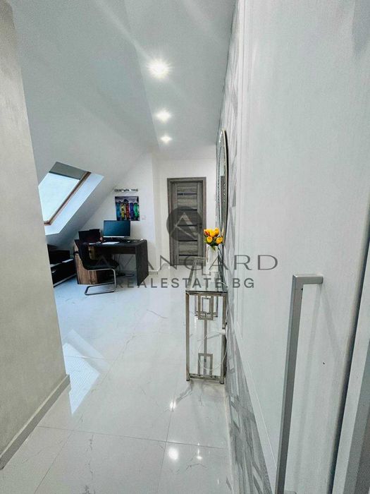 оф.21384 Многостаен Обзаведен Новотела