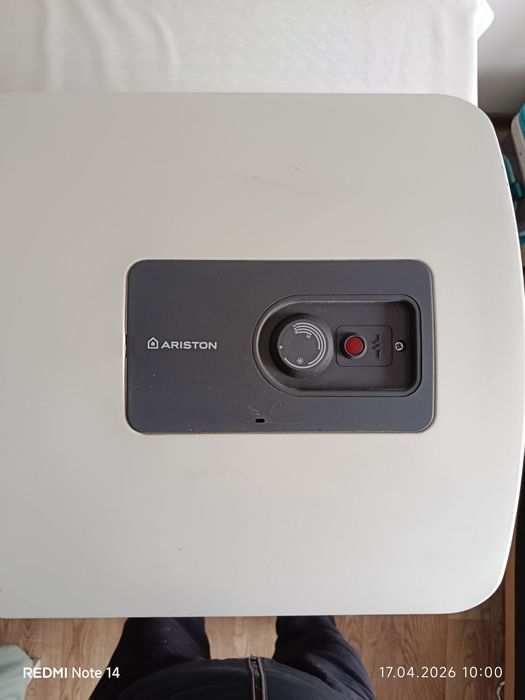 Водонагреватель Аристон