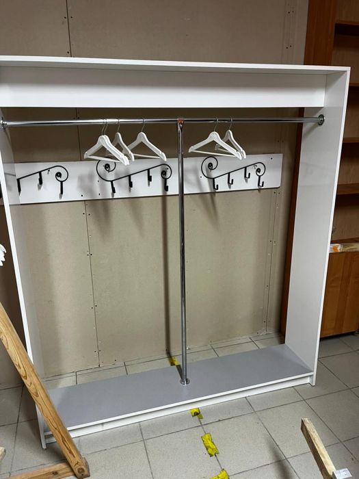 Стойка торговая для одежды