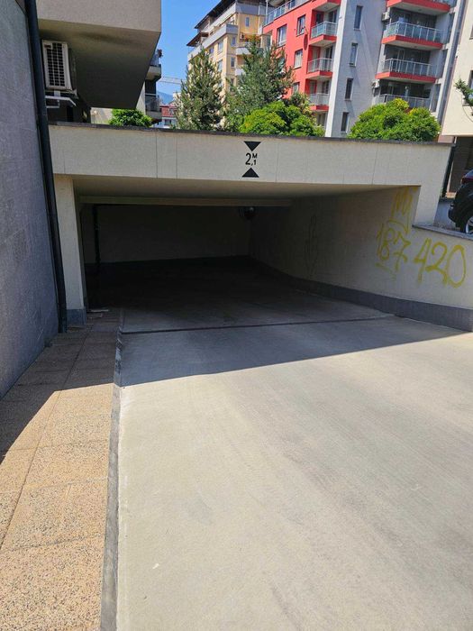 Дава се под наем Гараж / Паркомясто в София, Младост 2 - 20 кв.м за 140 € - Снимка #4