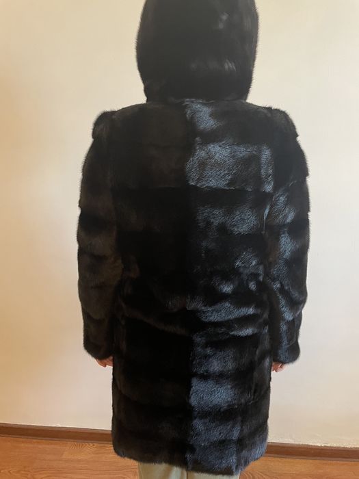 Продам Норковую шубу