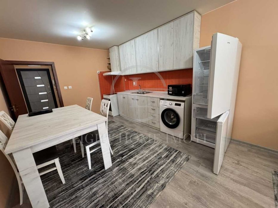 Продава се Двустаен апартамент в Пловдив, Център - 87 кв.м за 1667 €/кв.м - Снимка #3