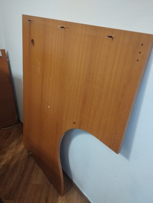 Стол офисный угловой