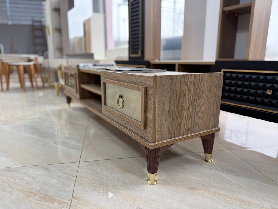 Tv стенд / секция за хол