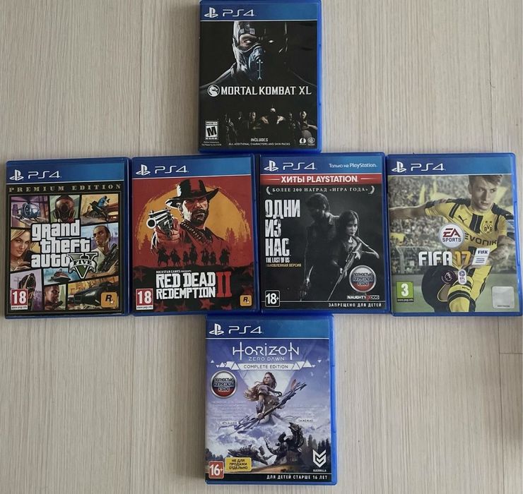 PS4 SLIM 1TB + 4 игровые диски