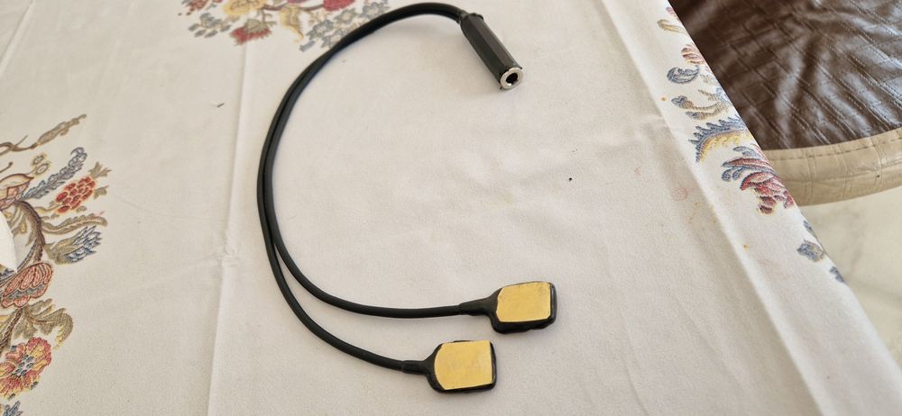 Doze tambal vioara chitara cobza mandolina tarabana braci contrabas