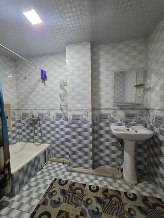 Продаётся 2х комн квартира на 2 этаже Ор-р 7 микрорайон