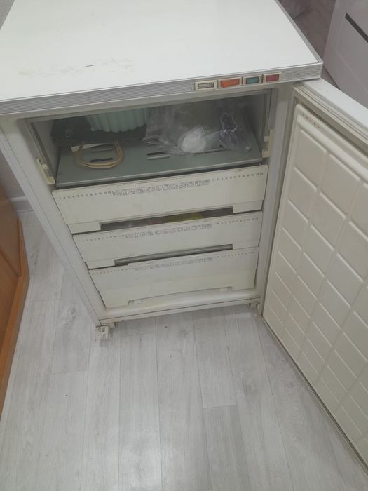 Морозильная камера Бирюса