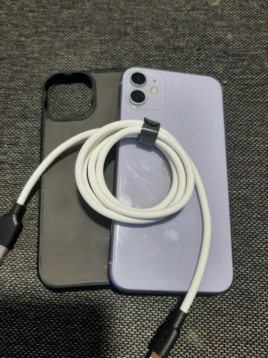 Продам iPhone 11
